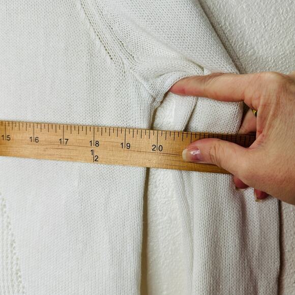 Billabong White Boat Neck High Low Shark Knit Pattern Sweater M - Picture 15 of 16